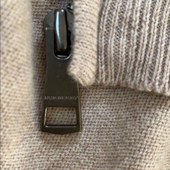 BURBERRY infant jeans and cardigan - Picture 7 of 8